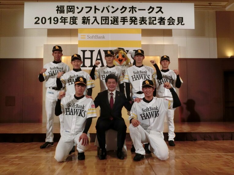 2018年（2019年度）ドラフトのソフトバンク選手たち。左上が水谷 ©Kotaro Tajiri