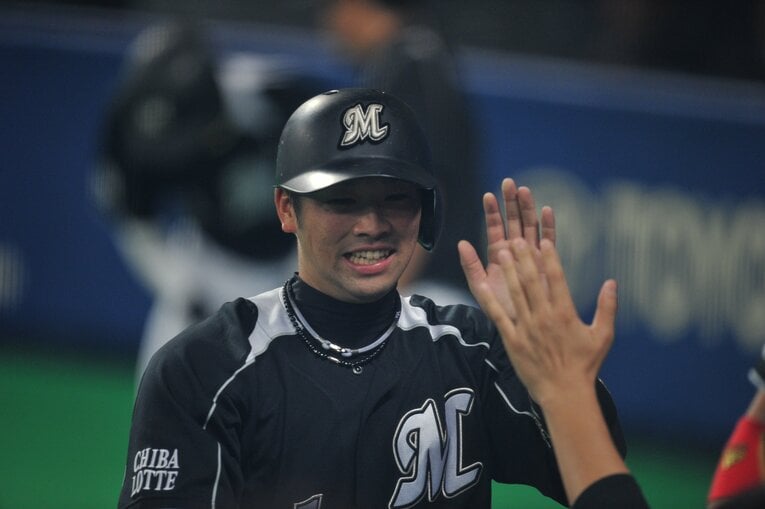 2010年のクライマックス・シリーズでは2試合連続先頭打者アーチを放つなど大活躍した　©Naoya Sanuki
