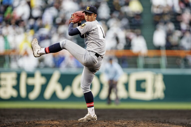 昨夏の優勝メンバーで現エースの高橋煌稀　©Kiichi Matsumoto