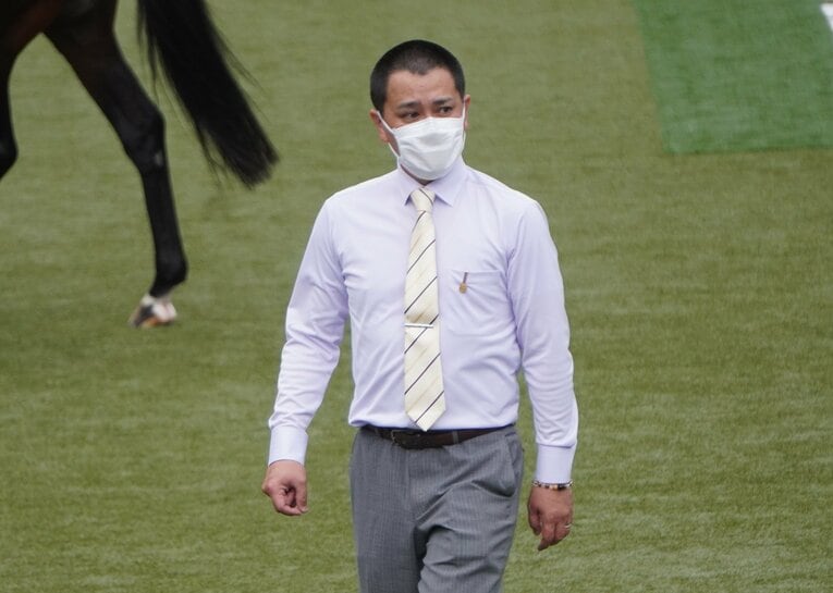 メイショウムラクモを管理する和田勇調教師　©Satoshi Hiramatsu