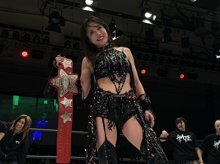 「敗者退団マッチ」として行われた上谷沙弥vs中野たむ　©Norihiro Hashimoto