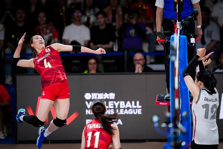 石川真佑（VNL韓国戦）©︎Volleyball World