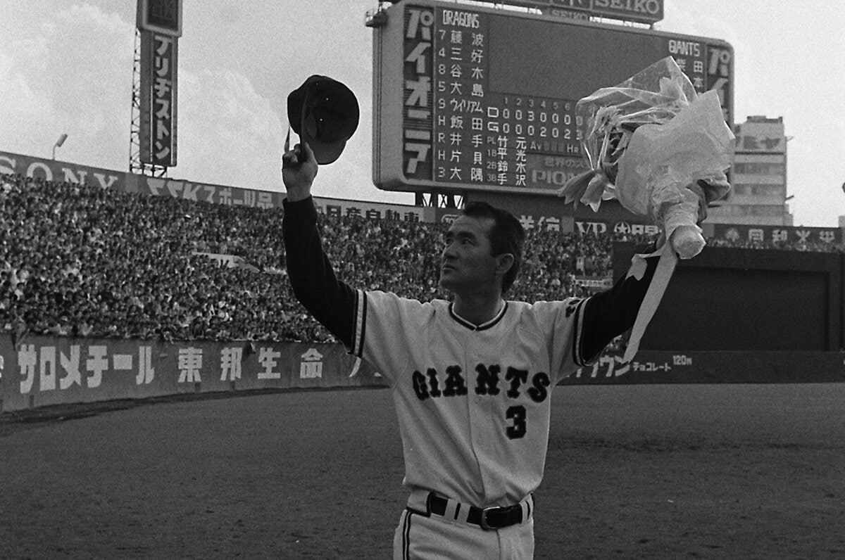 スタンドでは「ビールなんか飲んでる場合じゃないだろ！」ベテラン記者