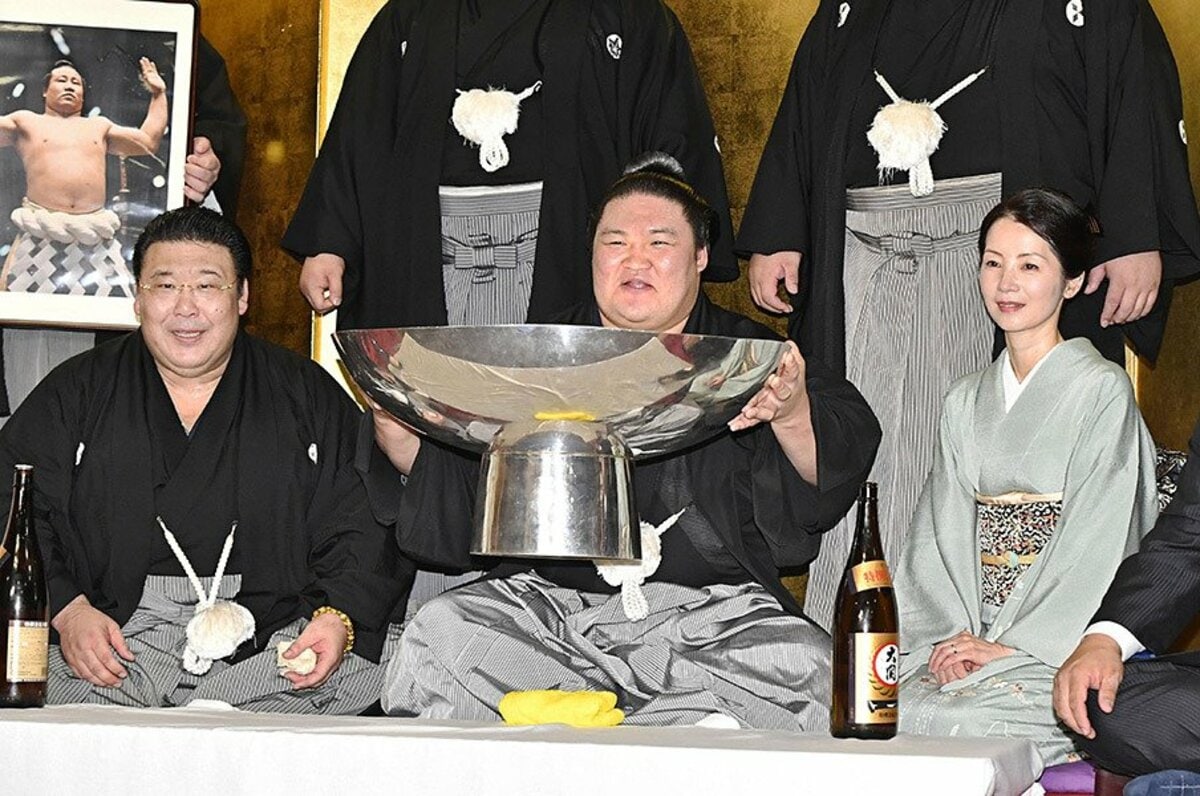 境川部屋 豪栄道 武隈親方 反物 男 境川”親方がみた男の夢。豪栄道全勝優勝と部屋設立の物語