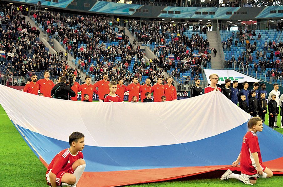 元ロシア代表の“レジェンド”が激白。「ロシアサッカーはカオスだ！」＜Number Web＞ photograph by Pierre Lahalle