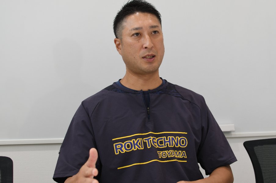 「巨人を蹴って阪神を逆指名！」マスコミは熱狂…暗黒期のドラ1投手が明かす「タイガースを選んだ本当の理由」 悩んだ過熱報道とフォーム矯正＜Number Web＞ photograph by NumberWeb