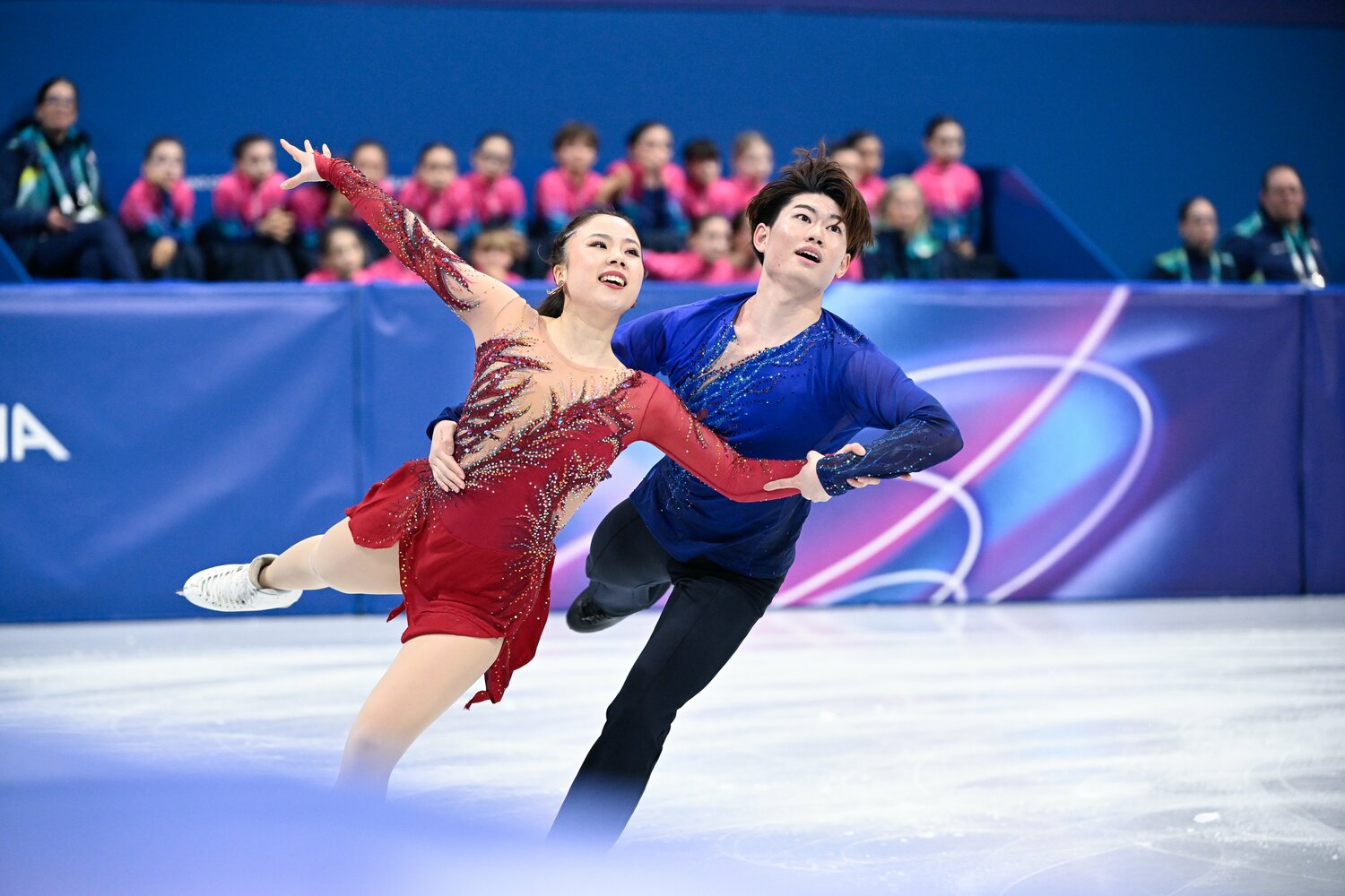 日本チームにいい流れを作ったアイスダンスの吉田／森田　©Asami Enomoto／JMPA