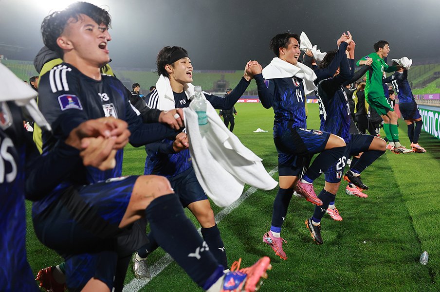 「イチハラ、大胆すぎるPK！」ブラジルの実況アナ仰天…“U-20W杯で3連勝”日本代表を王国記者がズバリ「4万人超の完全敵地で…見事だ」＜Number Web＞ photograph by Hector Vivas - FIFA/Getty Images