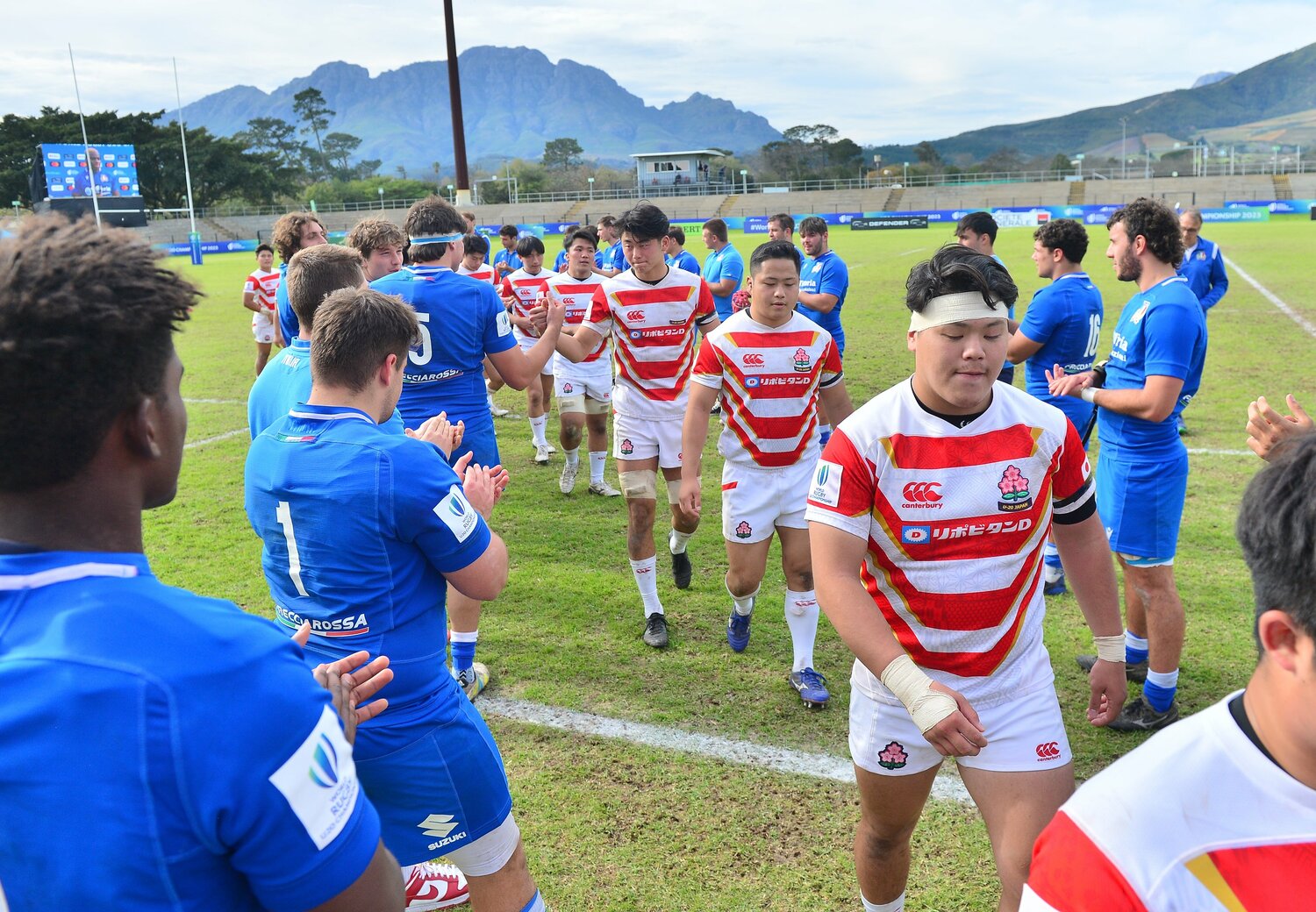 12カ国が出場した「ワールドラグビーU20チャンピオンシップ」の11位決定戦でイタリアに27-47で敗れたU20日本代表。来季は「ワールドラグビーU20トロフィー」への降格が決まった　©︎Getty Images