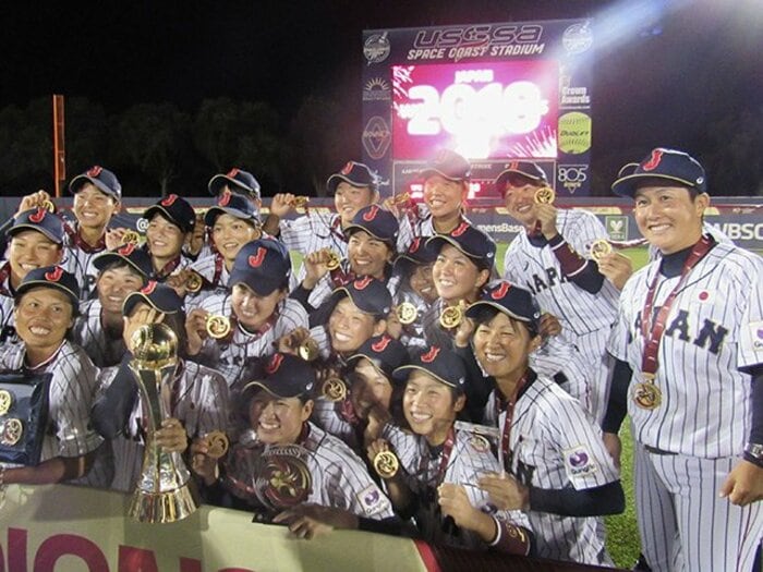 “マドンナジャパン”初の女性監督は、私の高校で初の女子部員だった！＜Number Web＞ photograph by Kyodo News