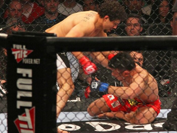 川尻達也はこうやって潰された……。『STRIKEFORCE』絶対王者の貫禄。<Number Web> photograph by Susumu Nagao