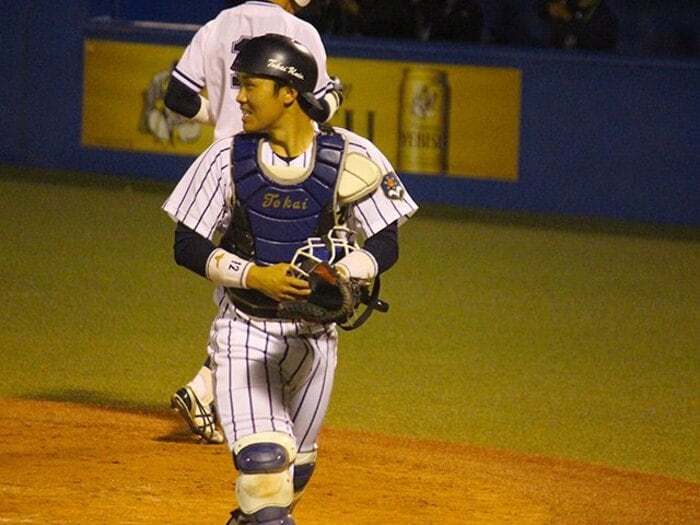 SBドラフト2位東海大・海野隆司にスカウトが重ね合わせた名捕手の姿。＜Number Web＞ photograph by Yu Takagi