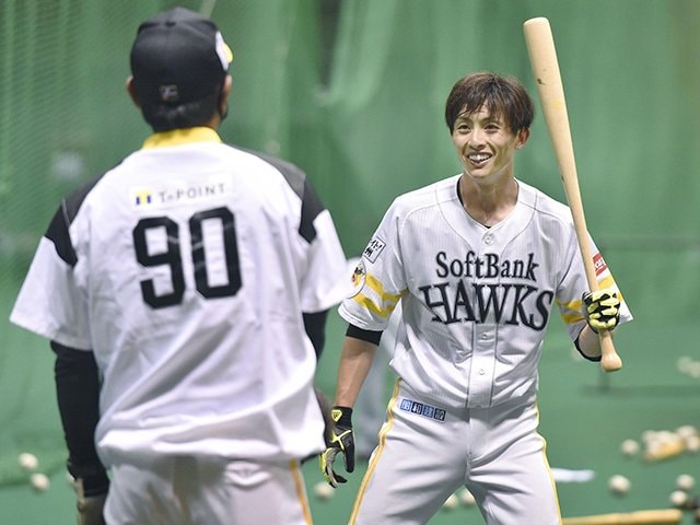 給料安い選手に期待したらかわいそうでしょ」歴史的優勝の
