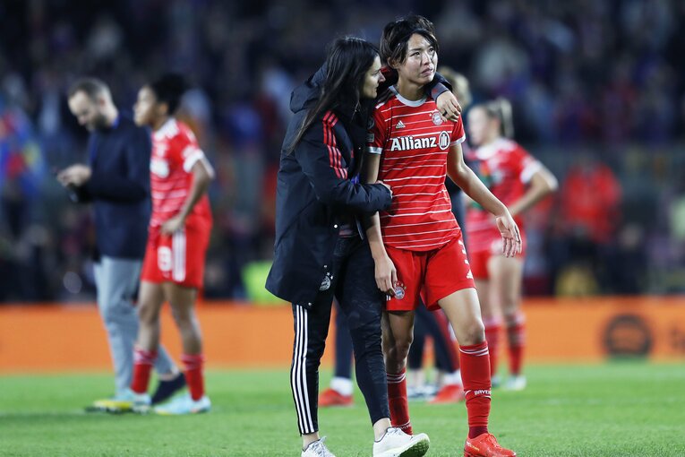 W杯ブラジル戦のウラで「バルサ女子がカンプノウで4万6967人」盛況なワケ… メッシ後に君臨する“女王”、熊谷紗希が見せた悔しさ(47)