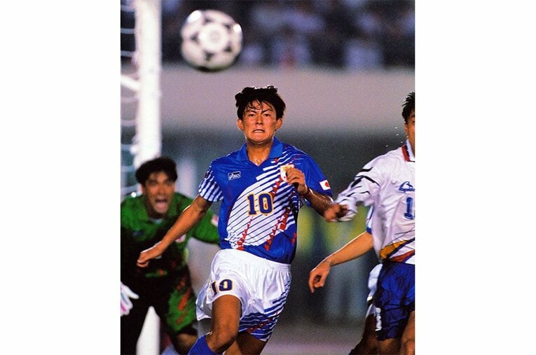 1994年アジア大会の岩本輝雄　©Katsuro Okazawa/AFLO
