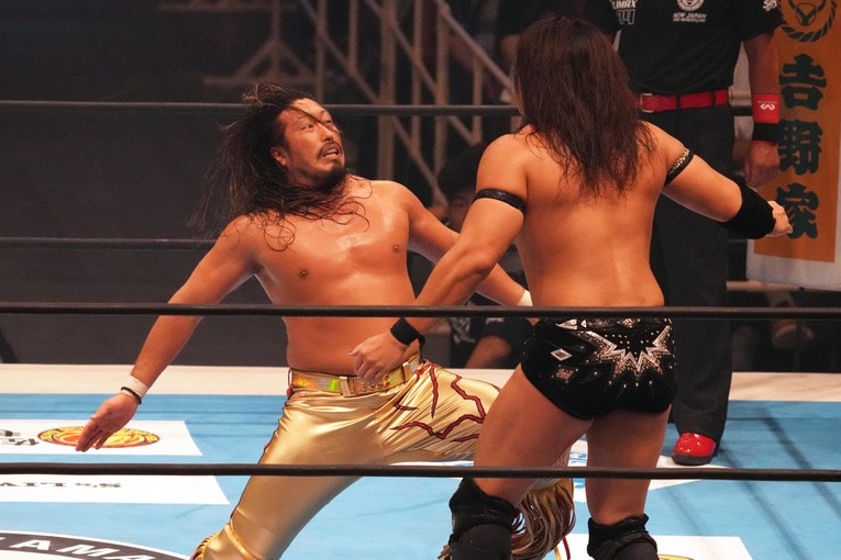 試合終盤の攻防　©Essei Hara