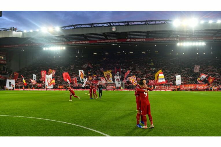 “卑怯”な救済案？ 富の集中と異常給与のプレミア、外国人オーナー乗っ取り回避も…(8)