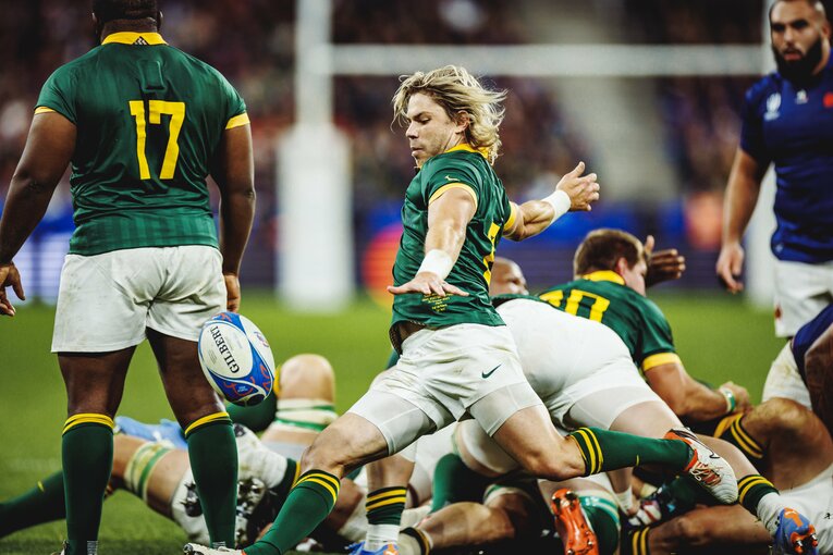 SHファフ・デクラークの美しいキック　©︎Kiichi Matsumoto