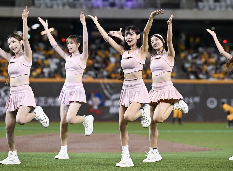 台湾プロ野球を盛り上げるチアガールたち ©Getty Images