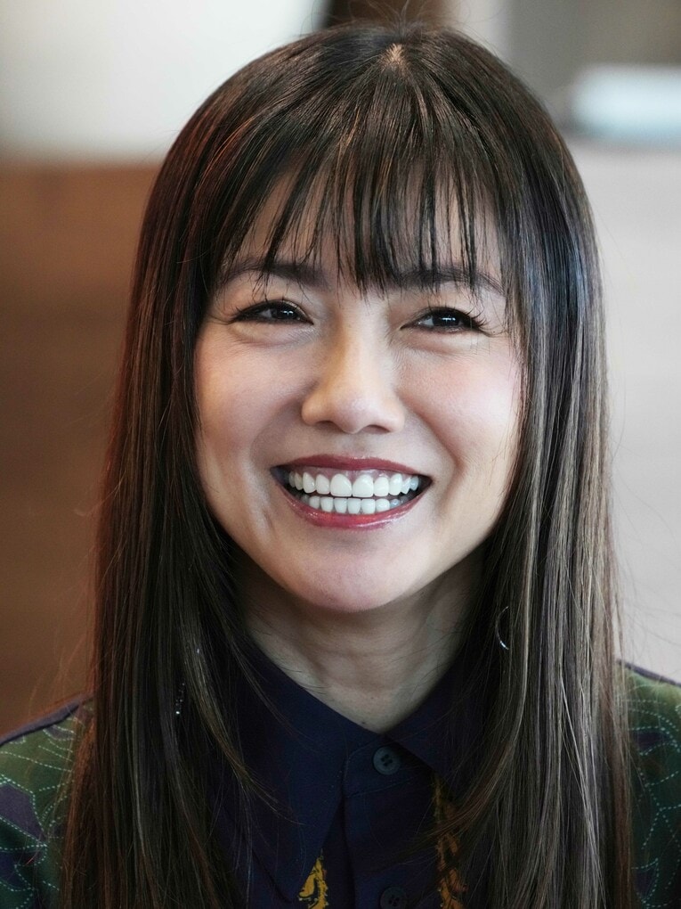 「私の方がプロレスラーっぽいかも」と笑う歌手の島谷ひとみ　©Essei Hara