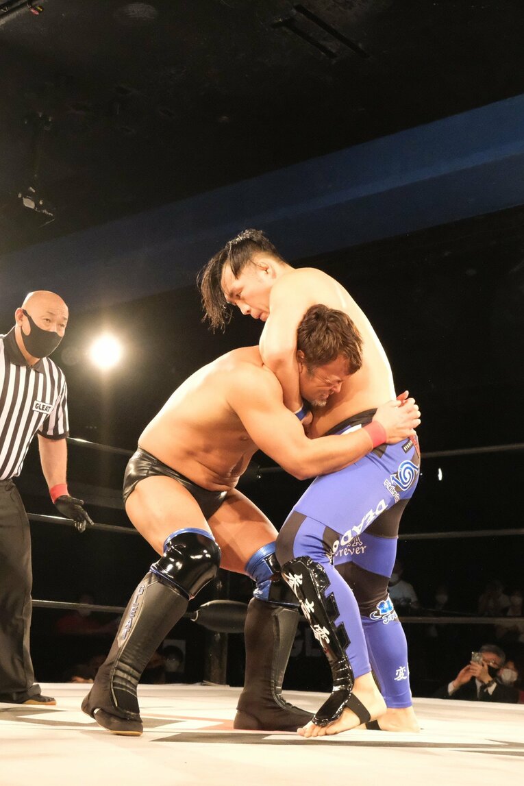 「腹立たしいんですよ」“2021年のUWF”は殺伐とした対抗戦に　佐藤光留はなぜ田村潔司に激怒したのか？(15)