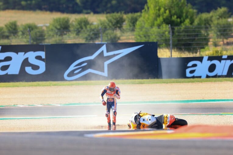 photograph by Satoshi Endo