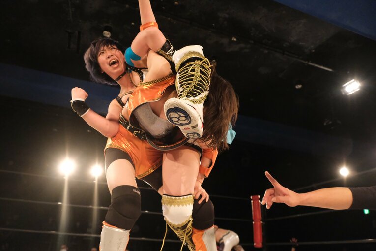 舞台の脚本演出も手がける女優が“エンタメ”リングで漏らした本音とは？ 松井珠紗22歳のプロレス愛「“ごっこ”で終わりたくない」(33)