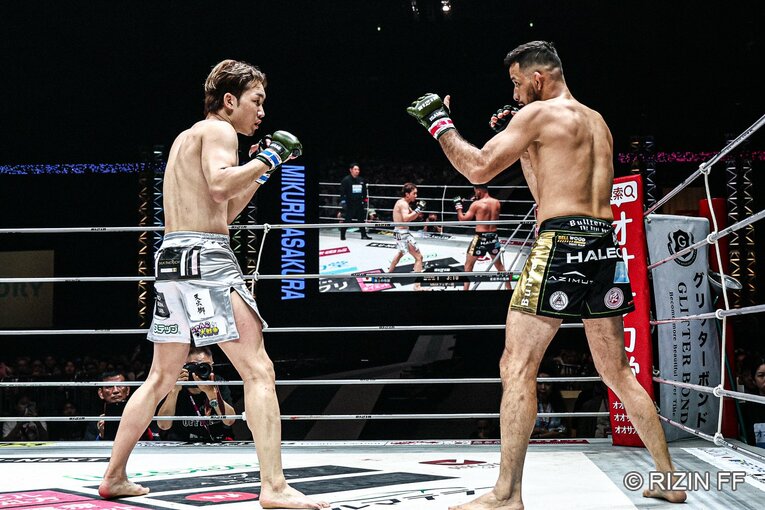『超RIZIN.4』朝倉未来vs.クレベル・コイケ　©RIZIN FF