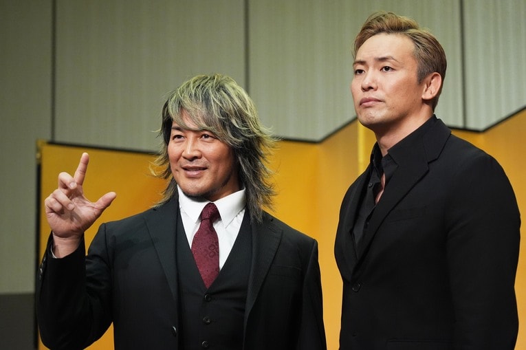 棚橋弘至とオカダ・カズチカ。11月9日、グランドプリンスホテル新高輪　©Essei Hara