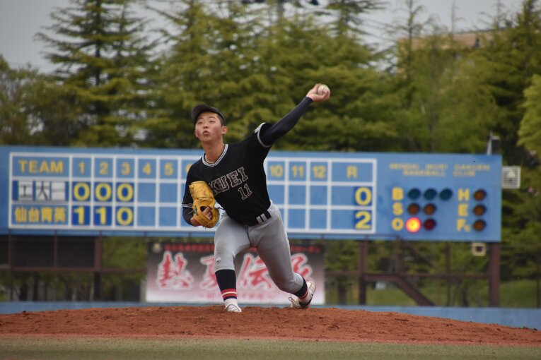 昨秋の東北大会では主力投手の一人だった3年生左腕の小林寛太　©Takahiro Kikuchi
