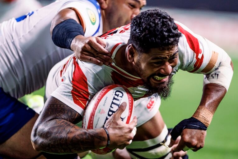 サモア戦で先制トライを奪ったLOアマト・ファカタヴァ　©︎Kiichi Matsumoto