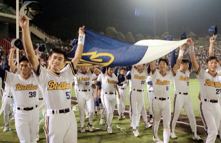 1995年、パ・リーグを制したオリックス　©KYODO