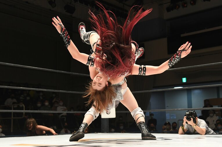 なつぽいのジャーマンスープレックス