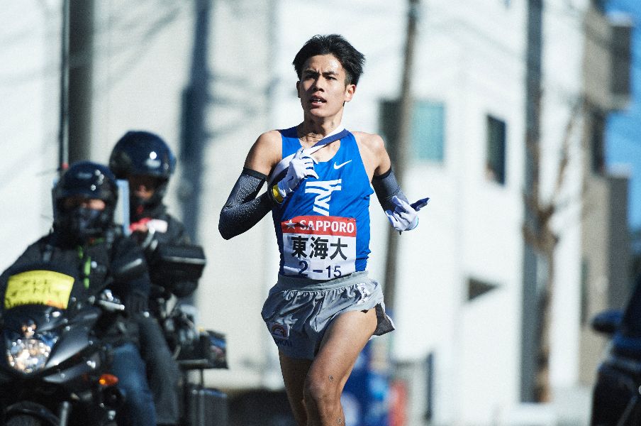 【波乱の箱根駅伝】最強世代「往路を走った1年生16人」の“明暗” 青学大・佐藤一世(4区)は「50点くらい…」<Number Web> photograph by Yuki Suenaga