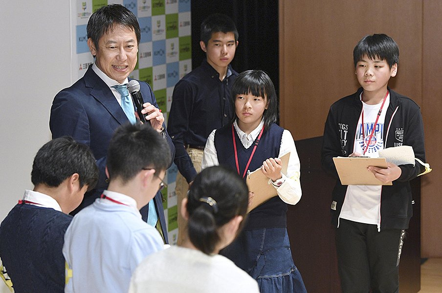 プロ野球「中学生ドラフト」のメリット。鈴木スポーツ庁長官の提言から考える。<Number Web> photograph by Kyodo News