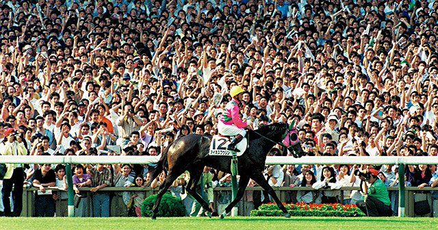 おやめなさい ご両親が悲しみますよ 31年前の日本ダービー 伝説の ナカノコール は 競馬が認められた 瞬間だった 3 4 競馬 Number Web ナンバー