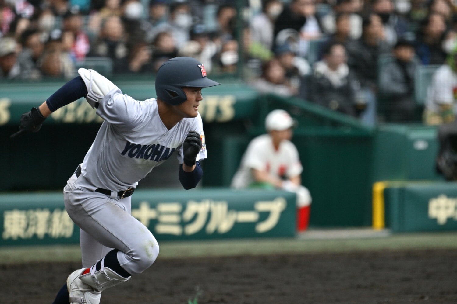 阿部は俊足と強打ぶりでチームをけん引した　©Hideki Sugiyama