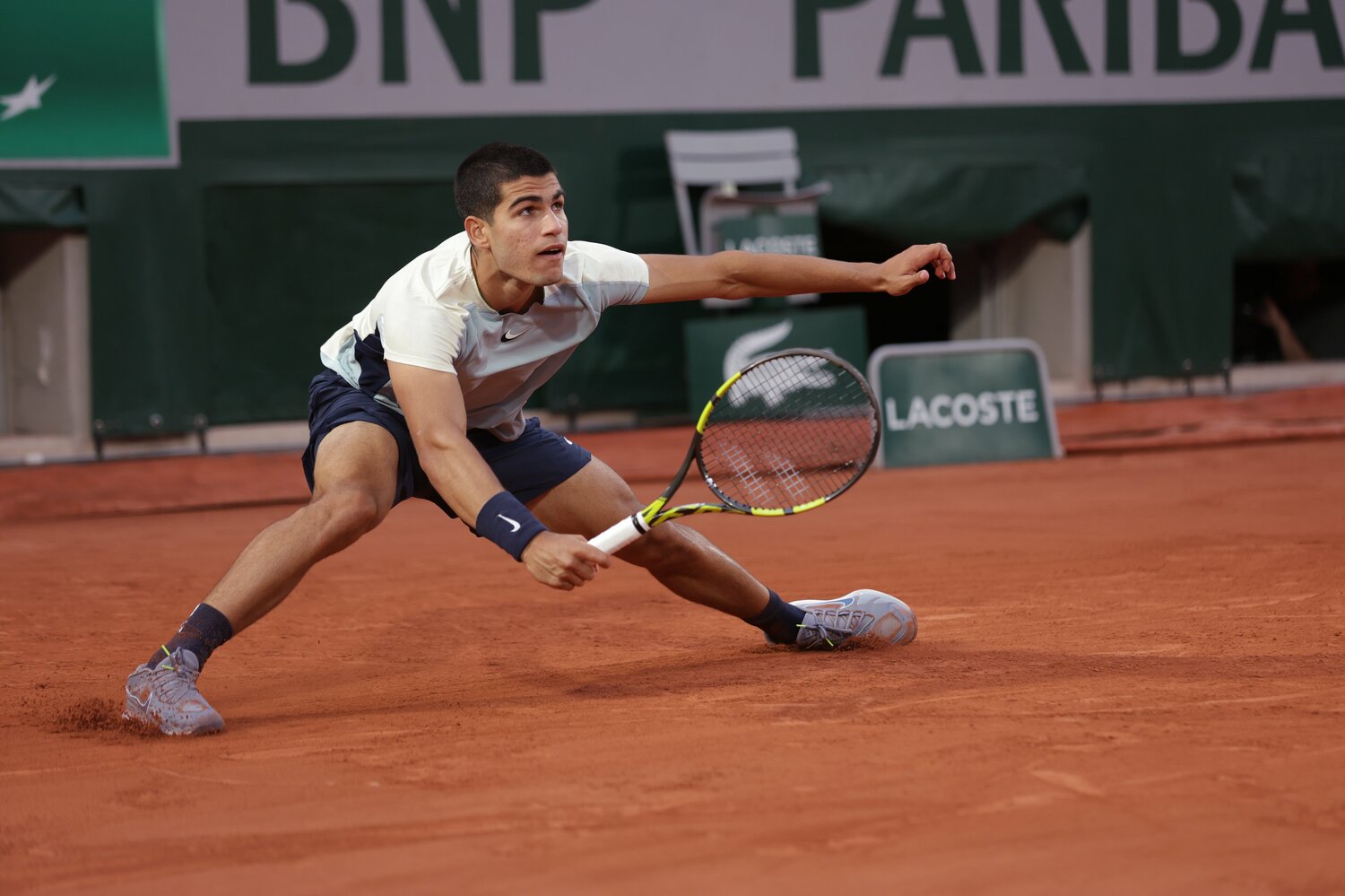 ナダルやジョコビッチと同様、フットワークの軽さも凄い　©Hiromasa Mano