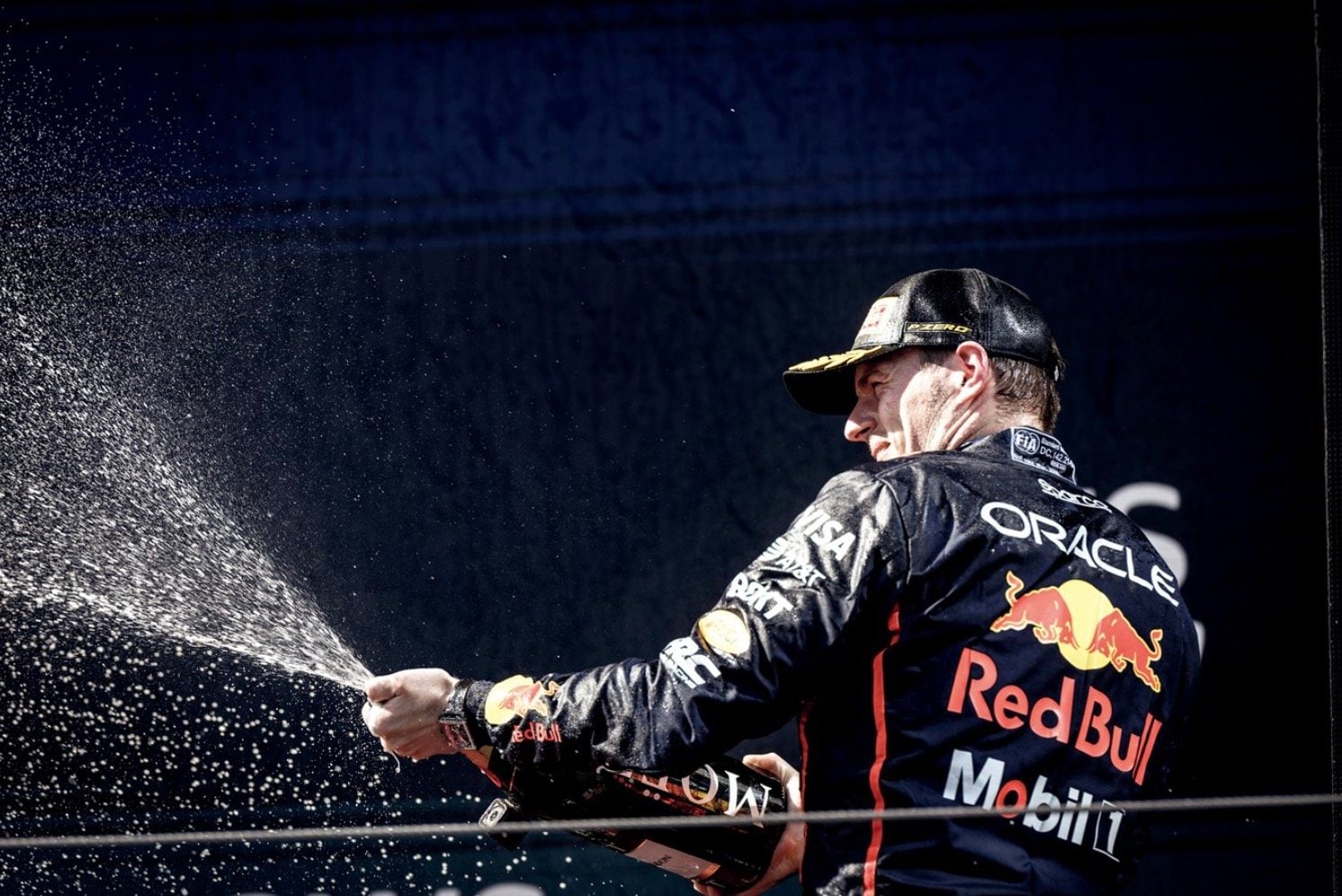 マックス・フェルスタッペン／1997年9月30日生、ベルギー出身。元F1ドライバーの父と元カートレーサーの母を持つ。2015年にトロロッソから史上最年少でF1デビューを果たし、翌年シーズン中にレッドブル昇格。'21年から4年連続で世界王者。180cm、67kg　©Mamoru Atsuta（CHRONO GRAPHICS）