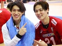 激レア　入手困難　浅尾美和&西堀健実　直筆サインボール ミントモール / MINT 千葉店 / BBM 浅尾美和&西堀健実 優勝記念