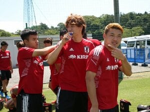 「堂安律に救われた大ピンチ」「建英はよく歌ってる」サッカー五輪日本代表を“最も知る”板倉滉が22人の素顔を解説《MF&FW編》