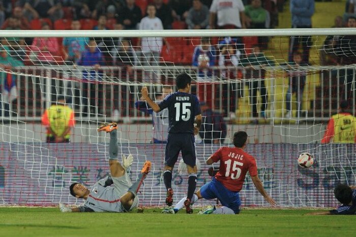 W杯切符逃したセルビアに0-2……。日本代表の攻撃に足りないものとは?<Number Web> photograph by Takuya Sugiyama
