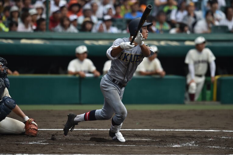 2015年夏の甲子園準決勝。仙台育英の平沢大河　©BUNGEISHUNJU