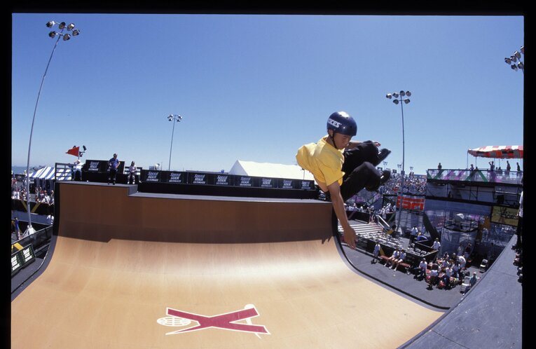 1999年にサンフランシスコで開催されたXゲームズ、16歳の安床栄人が男子バートで初優勝を飾った　©UNIPHOTO PRESS