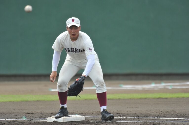 一塁の守備につく清宮幸太郎（現日ハム）。9年前の出場は清宮1年時にあたる　　©︎Yuki Suenaga