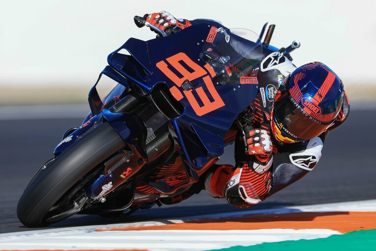 バレンシアテストでドゥカティ初ライドを披露したマルケス。「ホンダより楽」とのコメントを残した　©Satoshi ndo