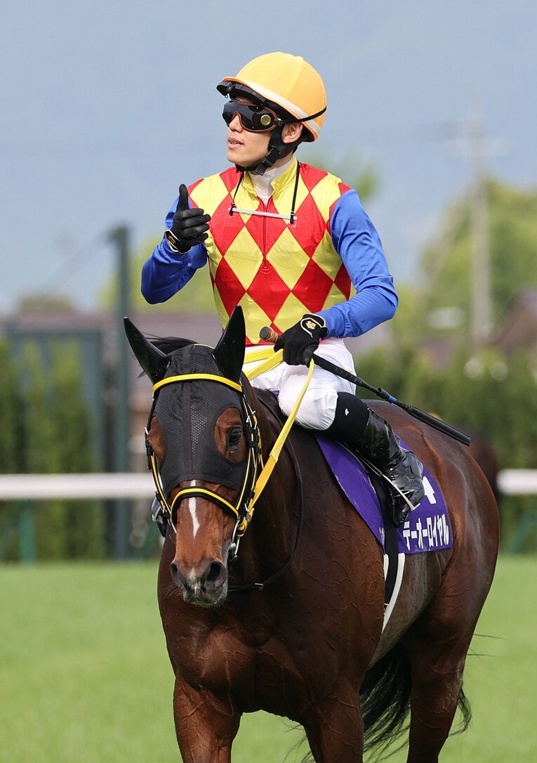 【3位　GI初勝利の騎手続出】テーオーロイヤルで天皇賞・春を制した菱田裕二。31歳でのGI初勝利となった　©JIJI PRESS