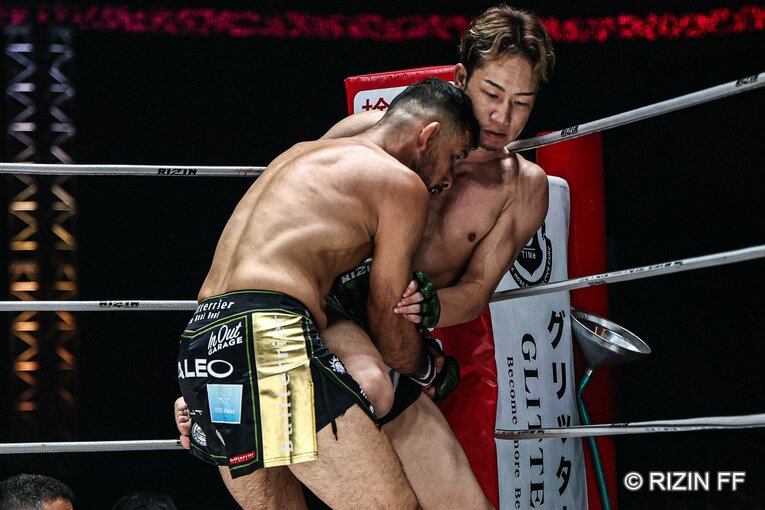『超RIZIN.4』朝倉未来vs.クレベル・コイケ　©RIZIN FF