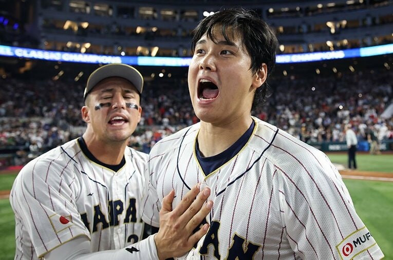 WBC決勝戦では9回抑えで登場するなど、二刀流を貫いた大谷翔平。勝利後に見せた表情は、“野球少年”そのものだった ／ photograph by Getty Images