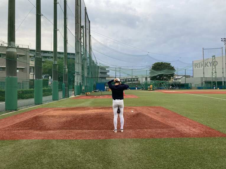 投球練習中の沖政宗（立教大2年）　©Number Web